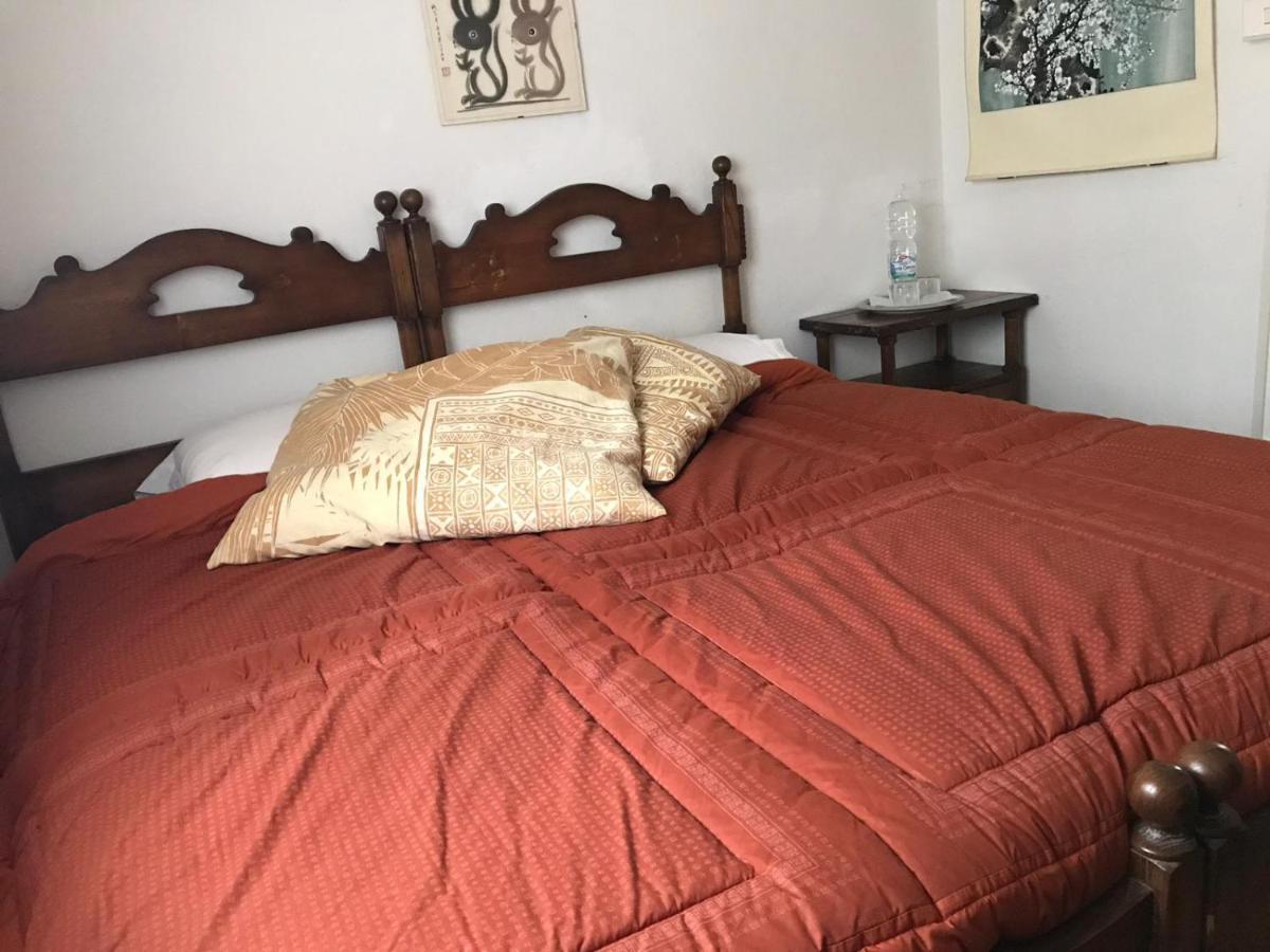 イーゾラ・デル・ジャンヌートリ Casa Diana Bed & Breakfast エクステリア 写真