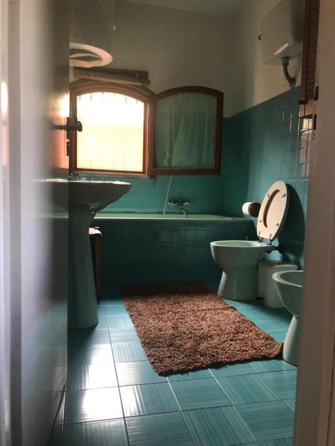 イーゾラ・デル・ジャンヌートリ Casa Diana Bed & Breakfast エクステリア 写真
